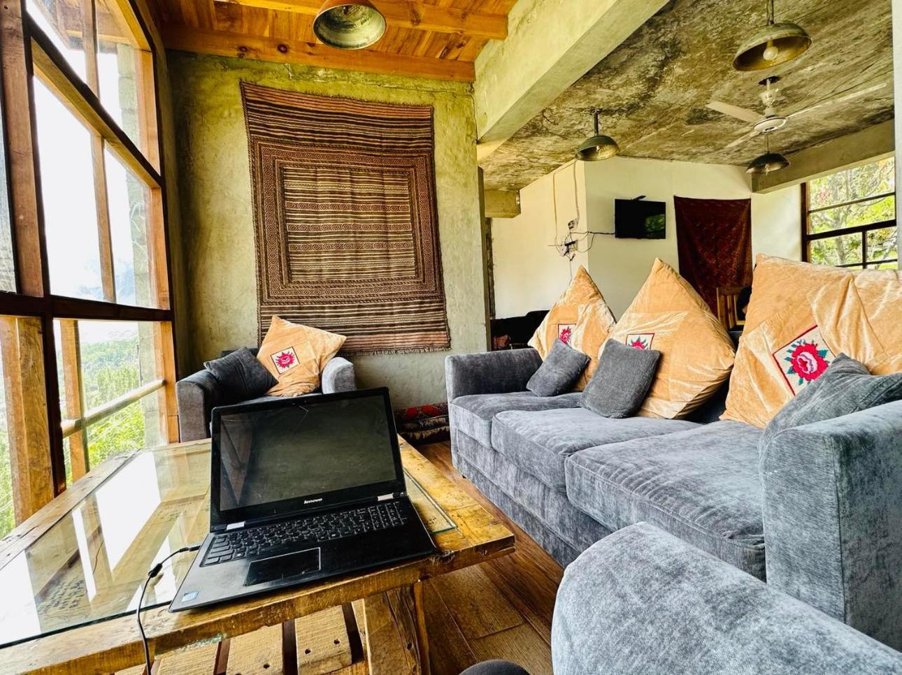 Backpackers Stories By Old Hunza Inn Karimabad  Ngoại thất bức ảnh