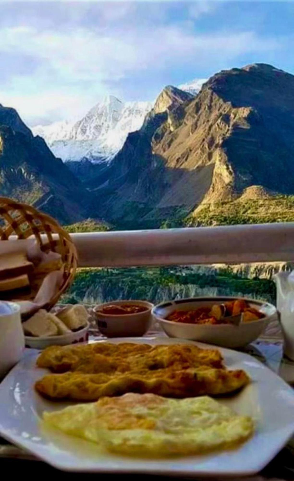 Backpackers Stories By Old Hunza Inn Karimabad  Ngoại thất bức ảnh