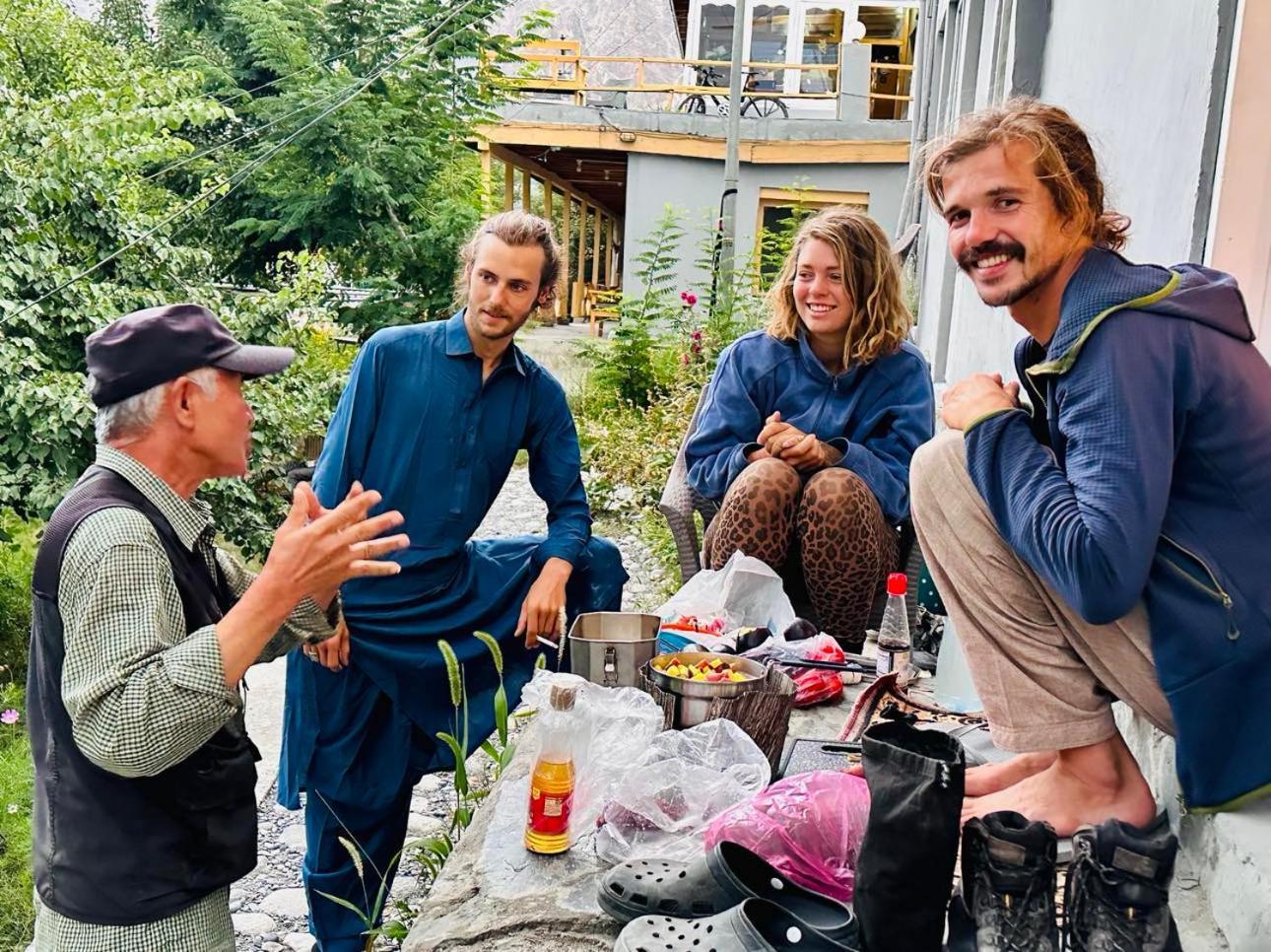 Backpackers Stories By Old Hunza Inn Karimabad  Ngoại thất bức ảnh