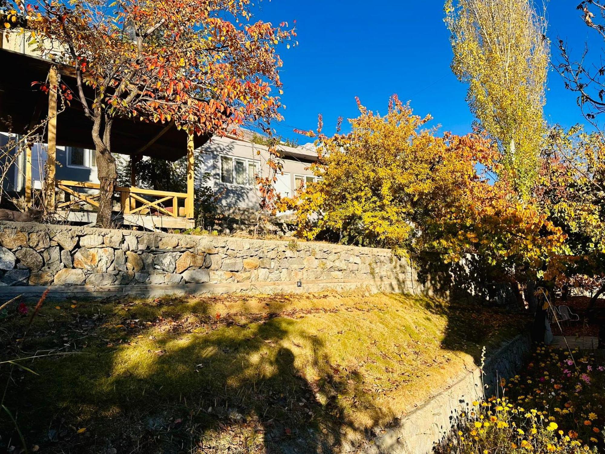 Backpackers Stories By Old Hunza Inn Karimabad  Ngoại thất bức ảnh